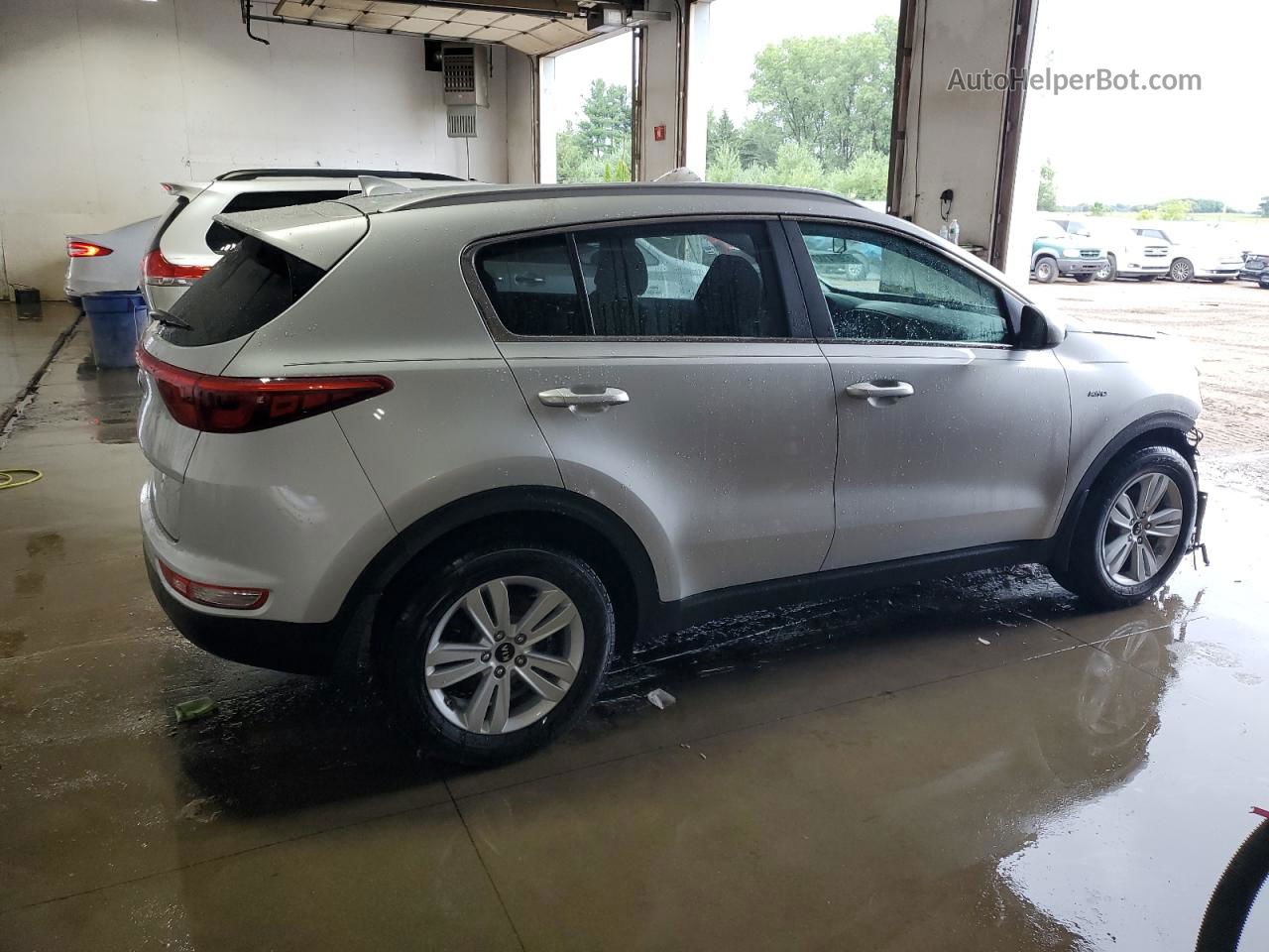 2017 Kia Sportage Lx Silver vin: KNDPMCAC9H7035278