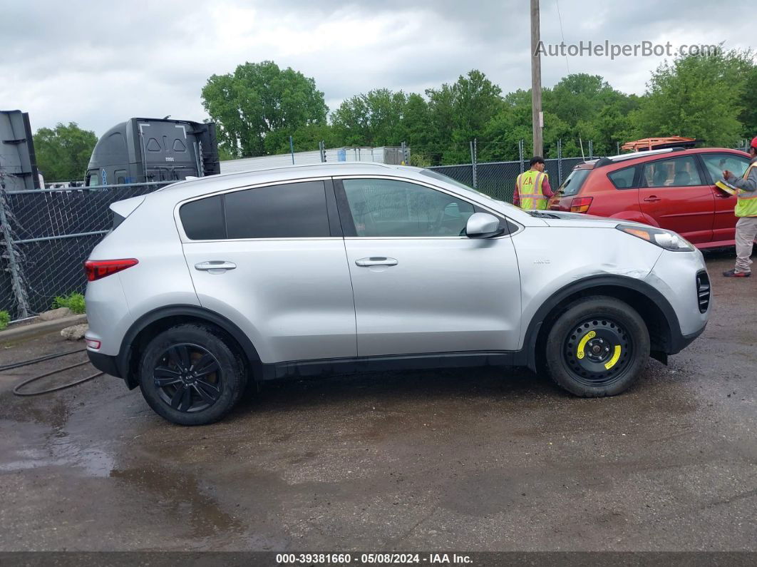 2017 Kia Sportage Lx Серебряный vin: KNDPMCAC9H7090507