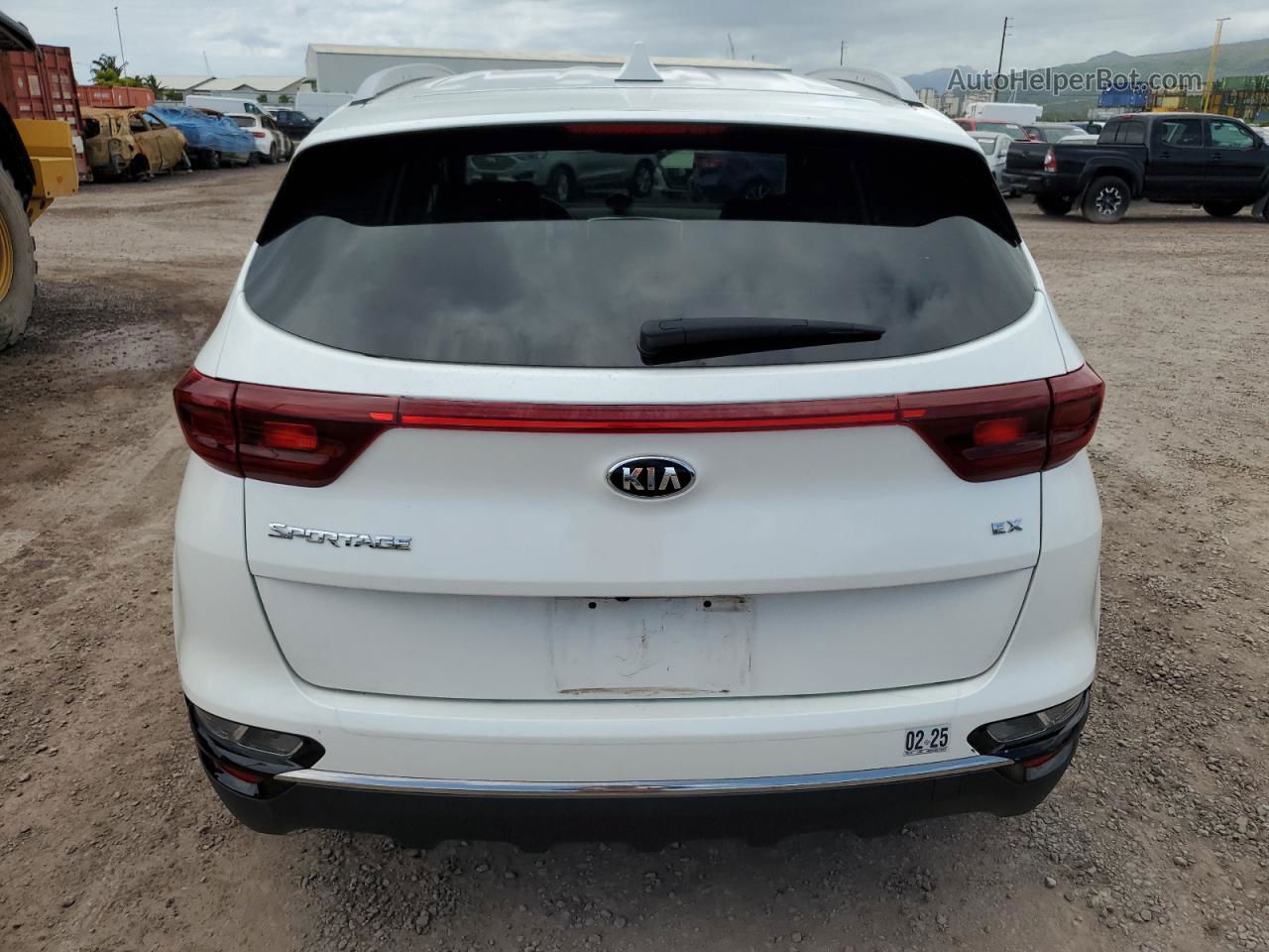 2020 Kia Sportage Ex White vin: KNDPNCAC4L7761572