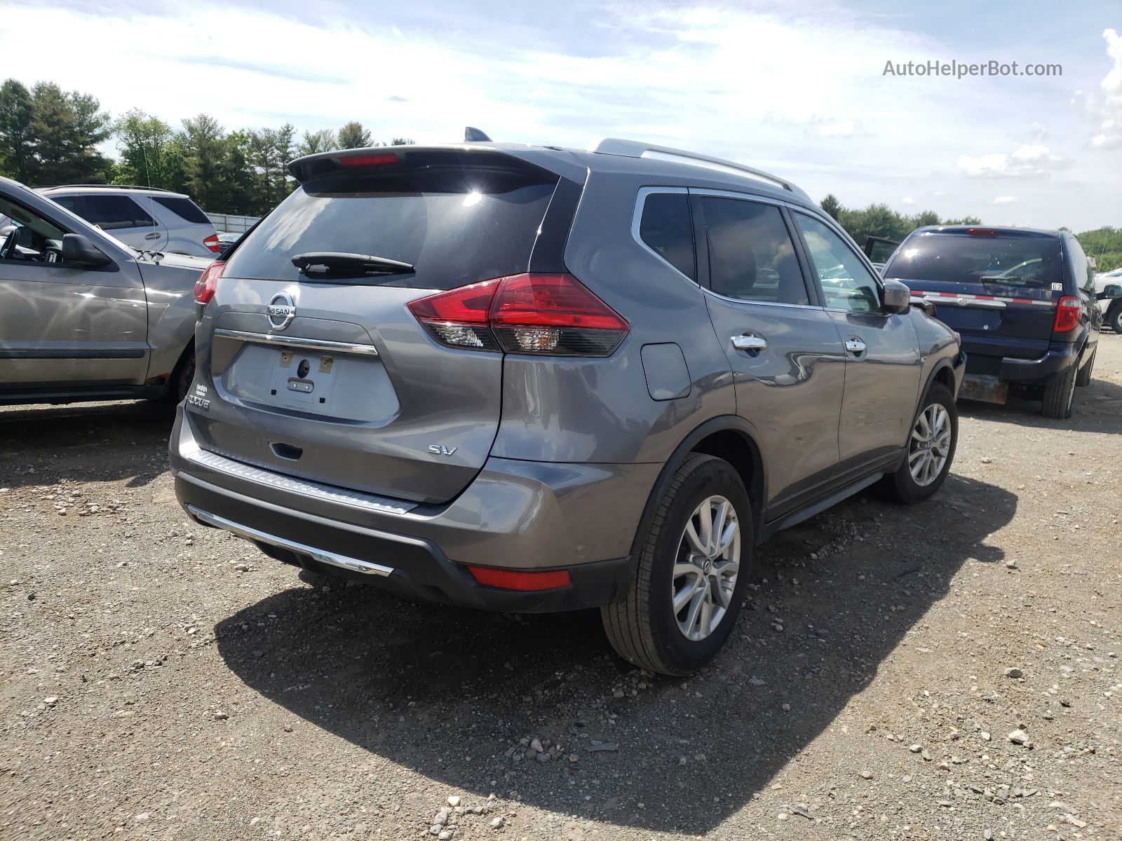 2017 Nissan Rogue S Серый vin: KNMAT2MT4HP500449