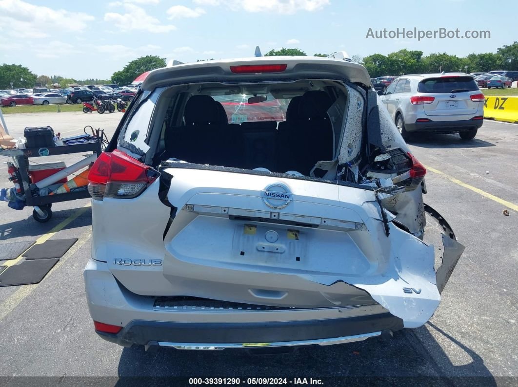 2018 Nissan Rogue Sv Silver vin: KNMAT2MT4JP617471