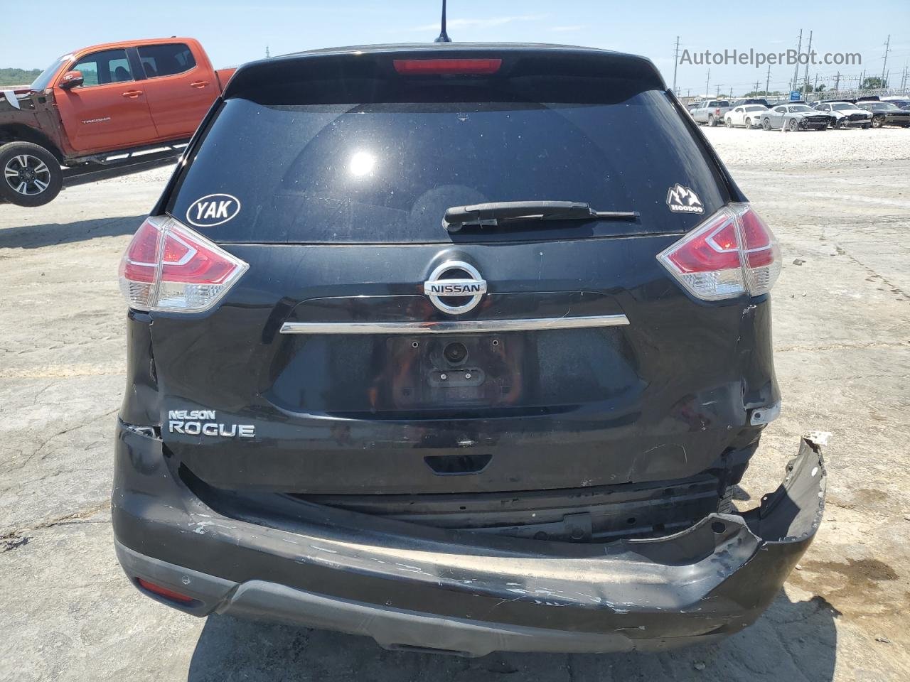 2016 Nissan Rogue S Черный vin: KNMAT2MT5GP724974