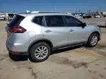 2018 Nissan Rogue S Серебряный vin: KNMAT2MT5JP523499