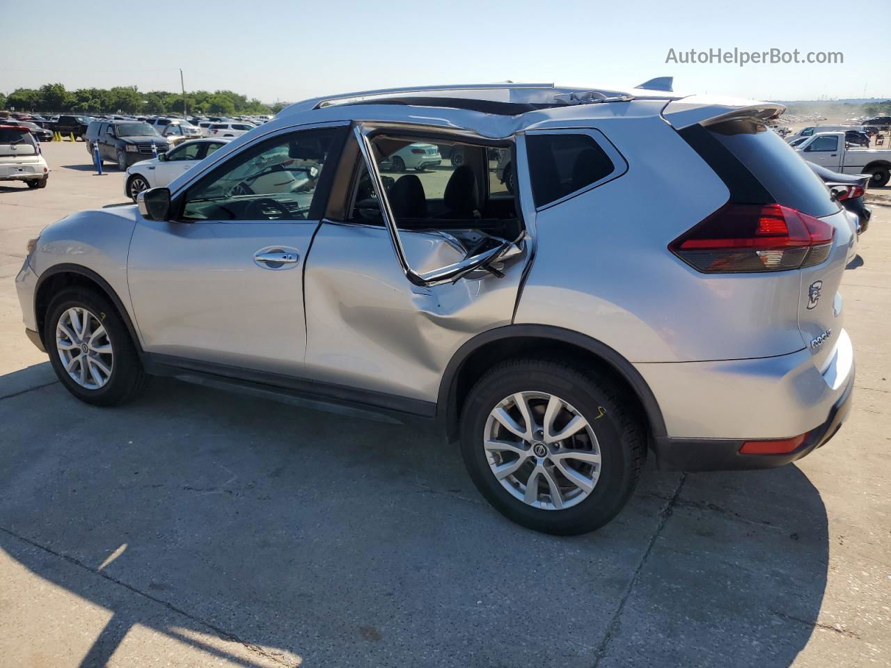 2018 Nissan Rogue S Silver vin: KNMAT2MT5JP523499