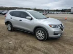 2018 Nissan Rogue S Серебряный vin: KNMAT2MT5JP544952