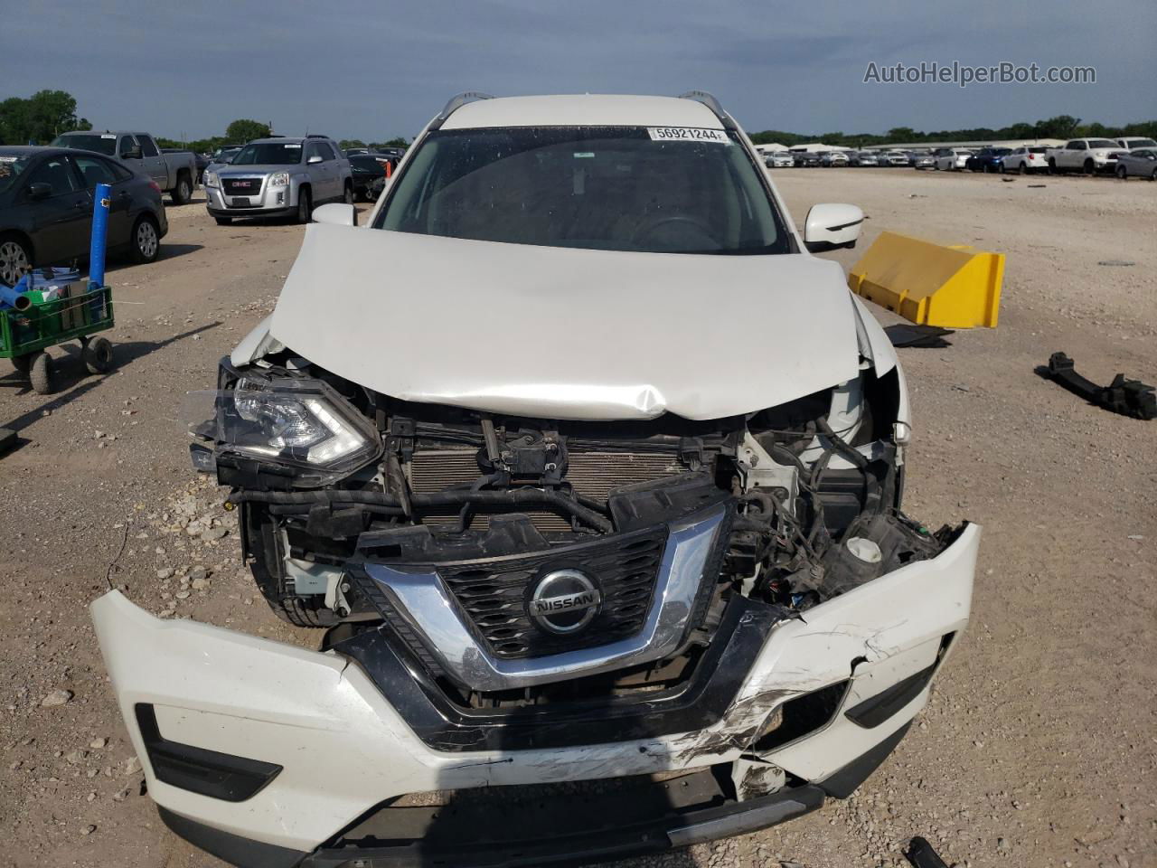 2018 Nissan Rogue S Белый vin: KNMAT2MT7JP560134