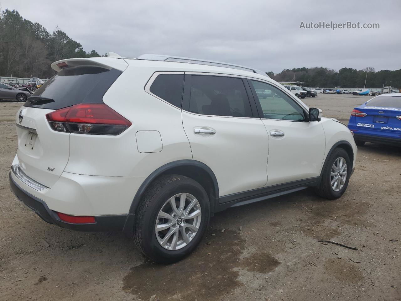 2018 Nissan Rogue S White vin: KNMAT2MT8JP512738