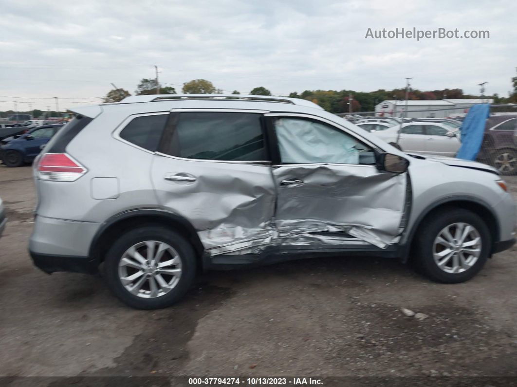 2016 Nissan Rogue Sv Серебряный vin: KNMAT2MV0GP671148