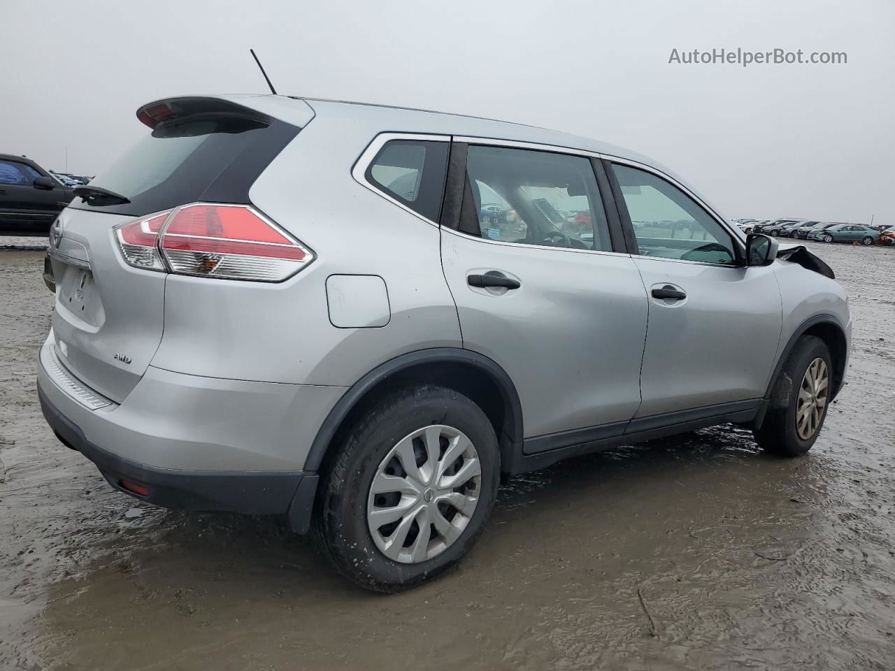 2016 Nissan Rogue S Silver vin: KNMAT2MV1GP716646