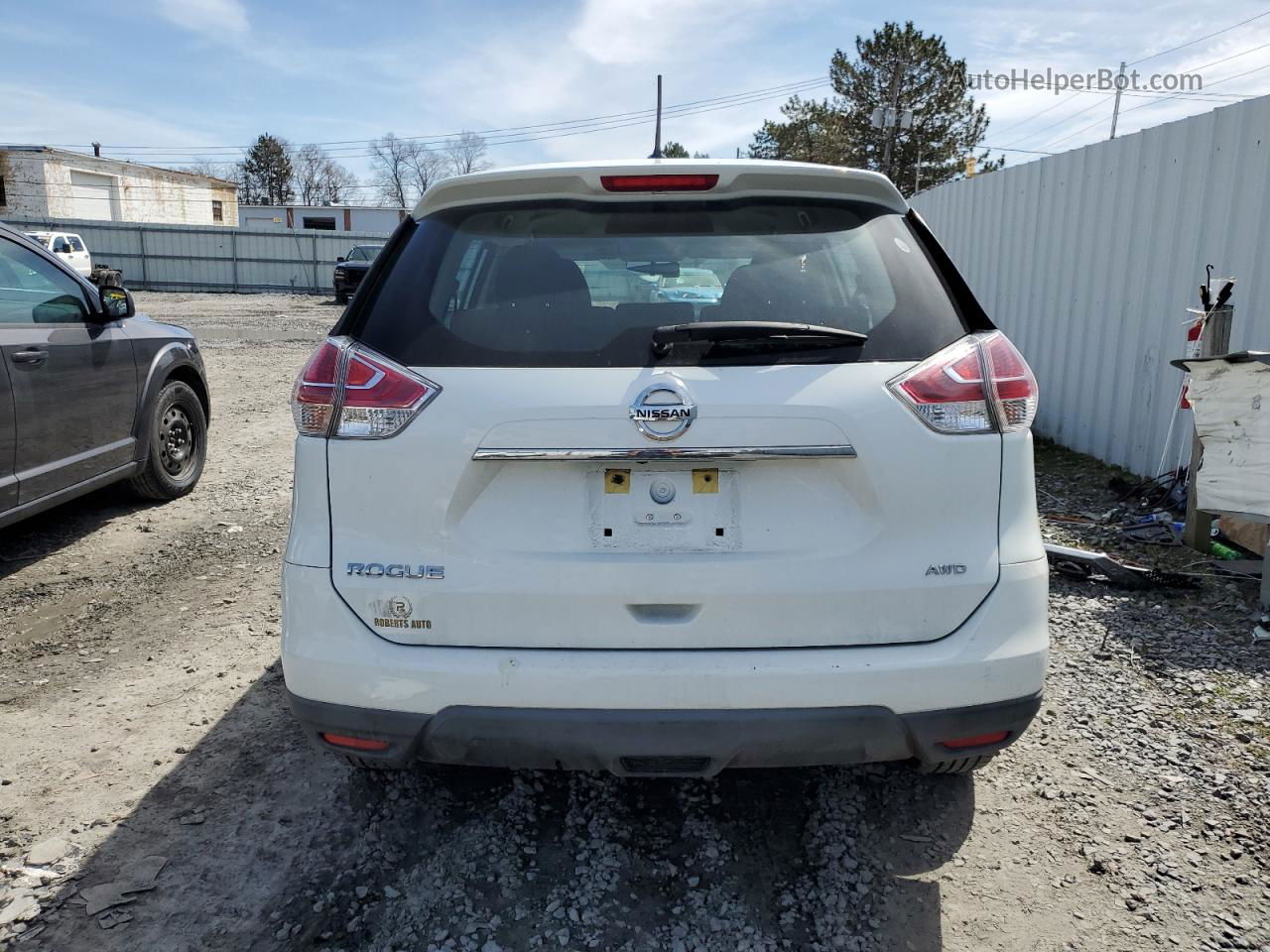 2016 Nissan Rogue S White vin: KNMAT2MV2GP669854