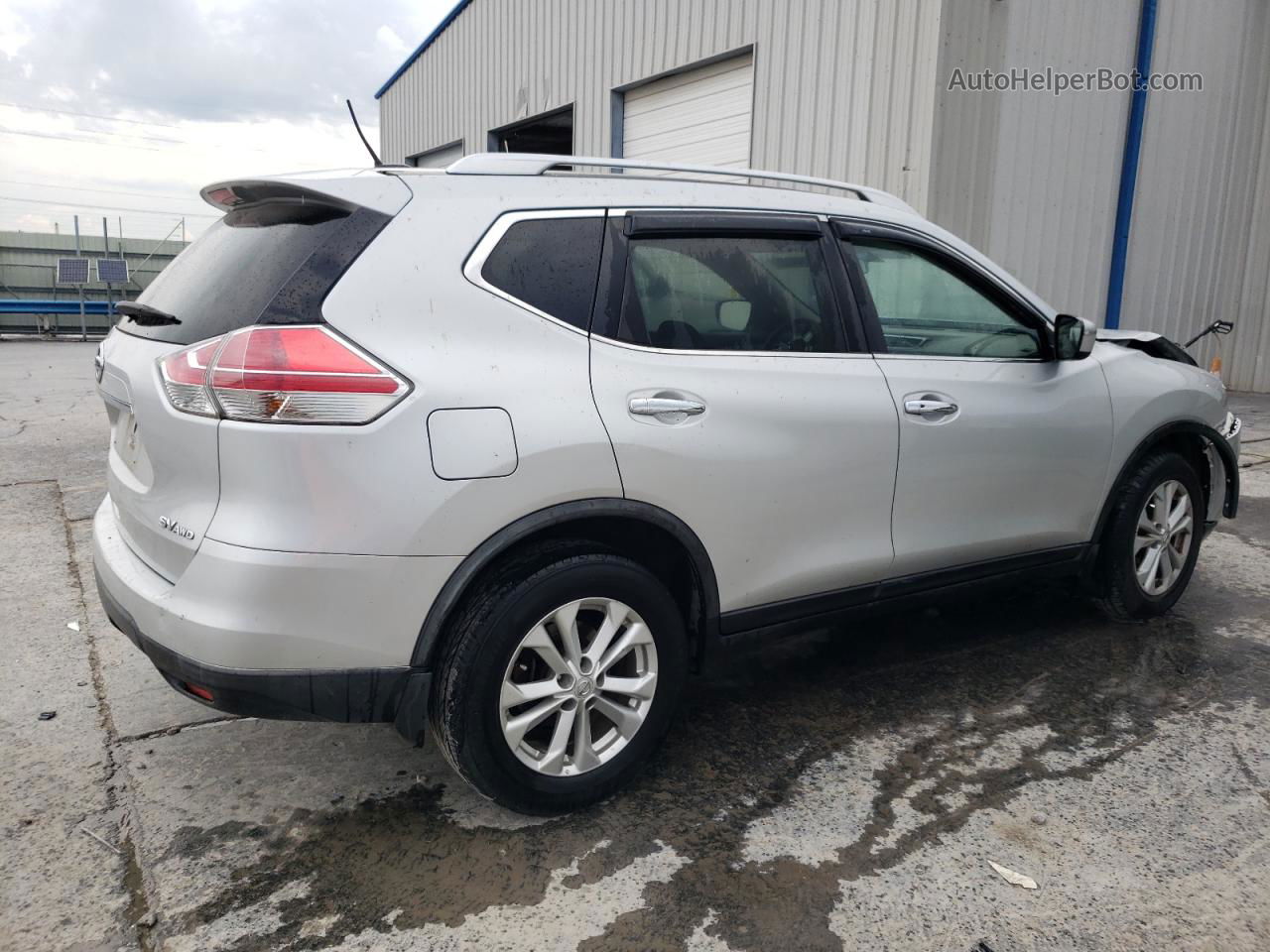 2016 Nissan Rogue S Silver vin: KNMAT2MV2GP711052