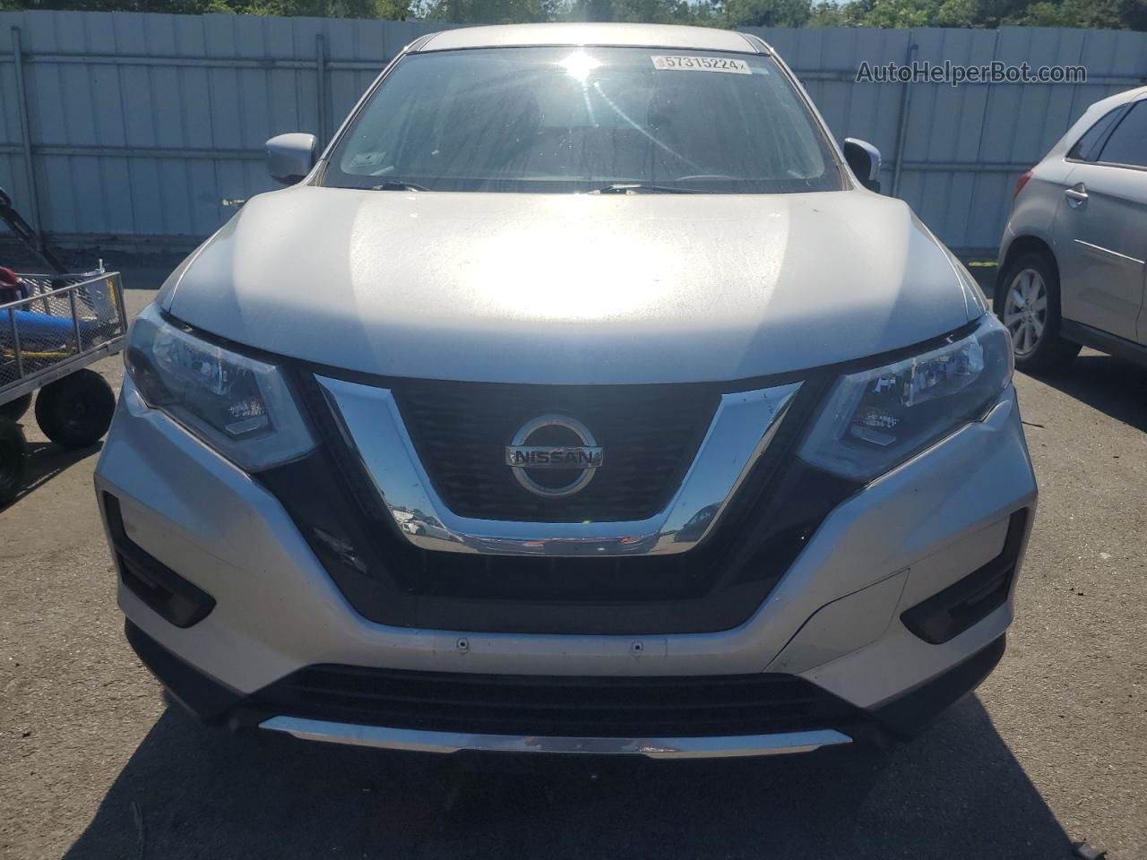 2018 Nissan Rogue S Silver vin: KNMAT2MV2JP515491