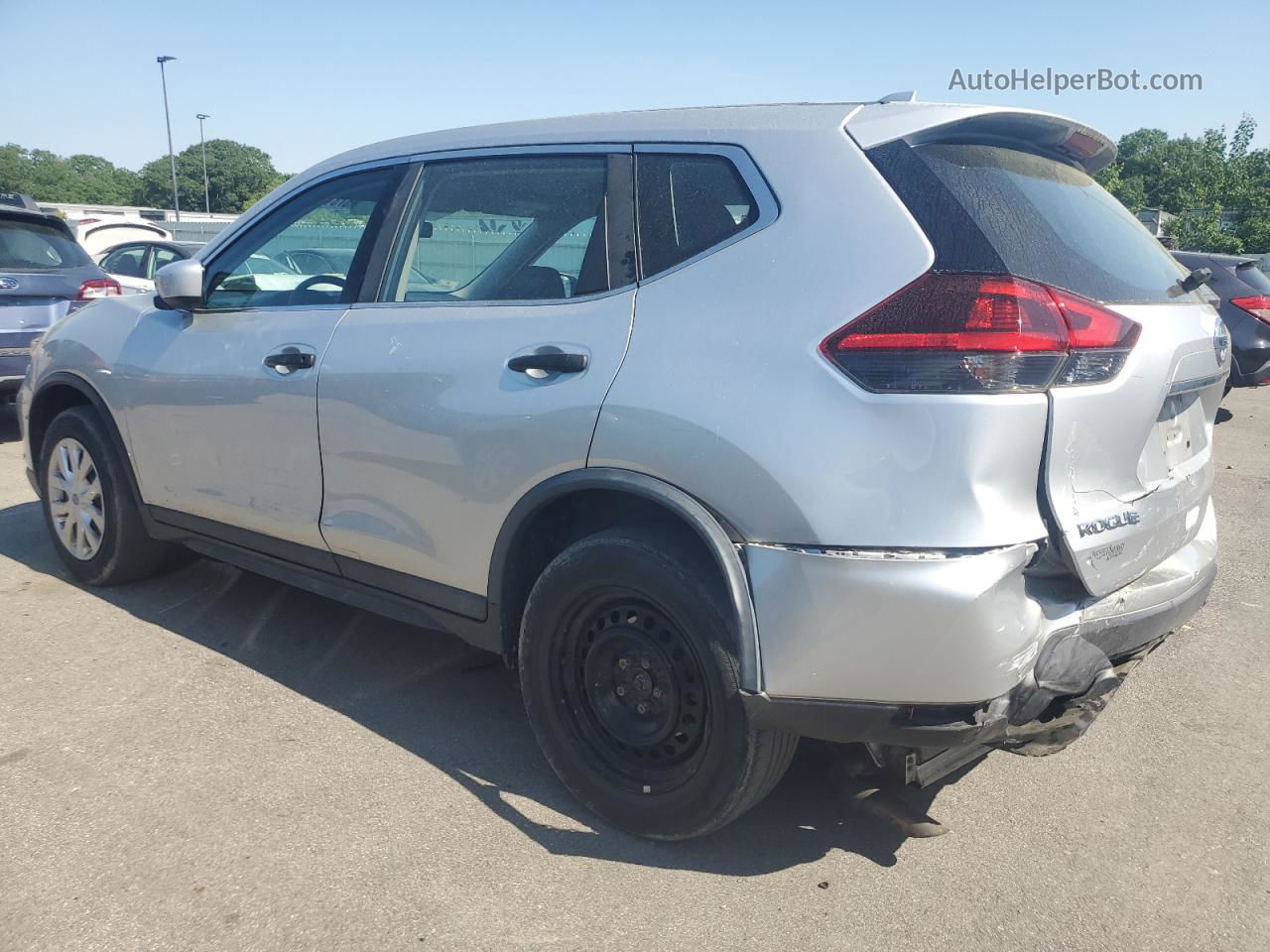 2018 Nissan Rogue S Silver vin: KNMAT2MV2JP515491