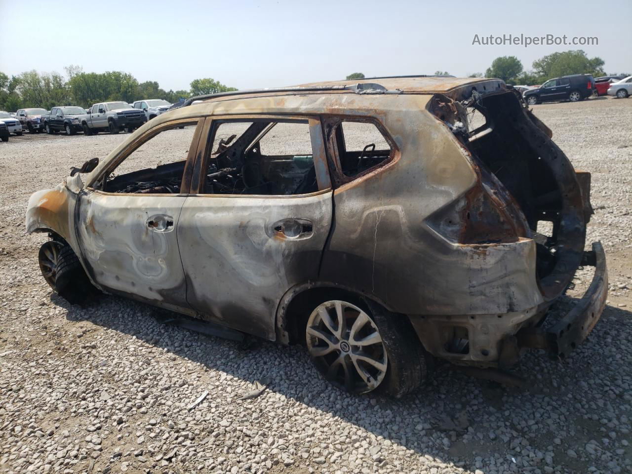 2018 Nissan Rogue S Burn vin: KNMAT2MV2JP538270