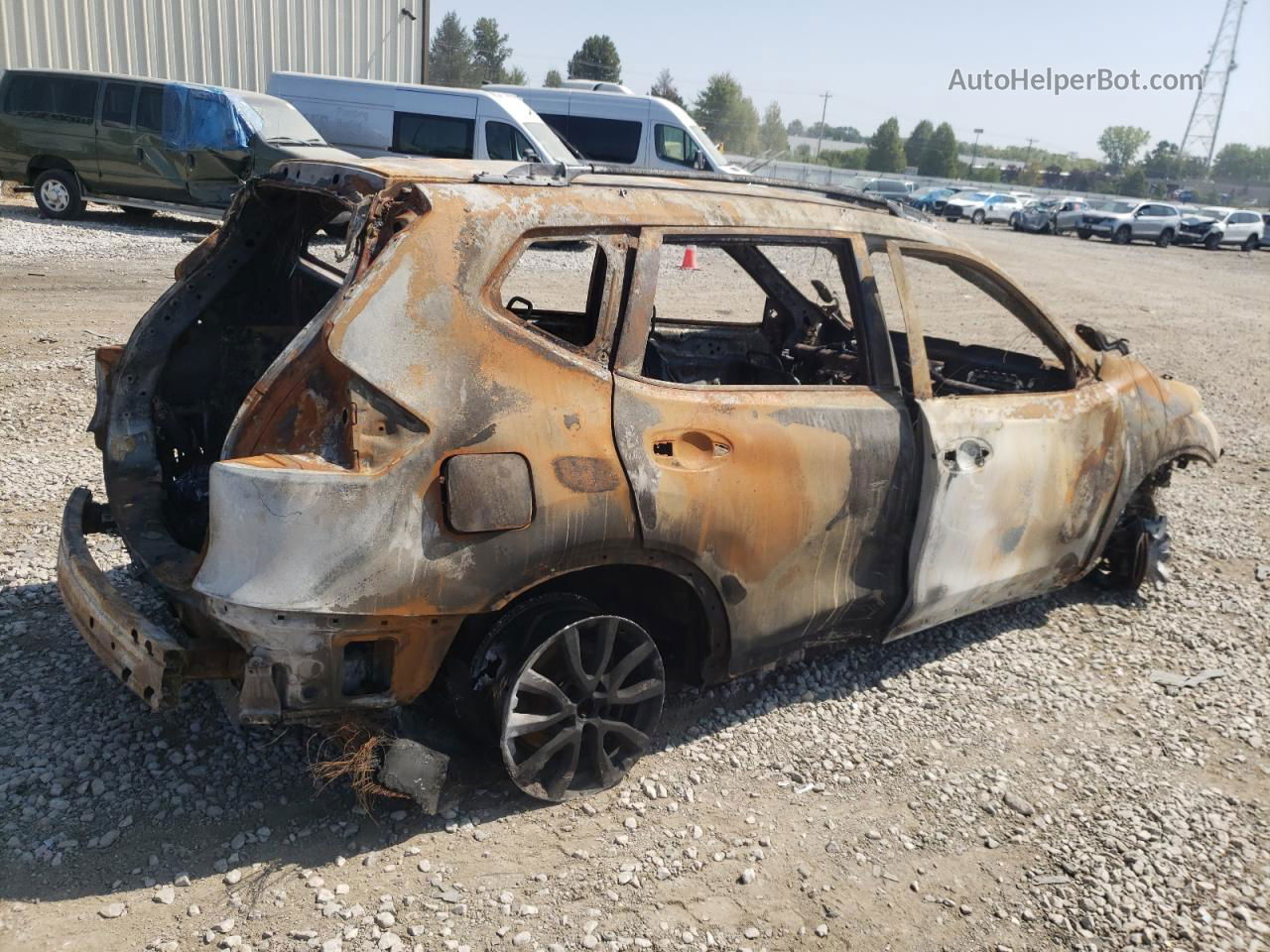 2018 Nissan Rogue S Burn vin: KNMAT2MV2JP538270