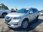 2018 Nissan Rogue Sv Silver vin: KNMAT2MV2JP569146