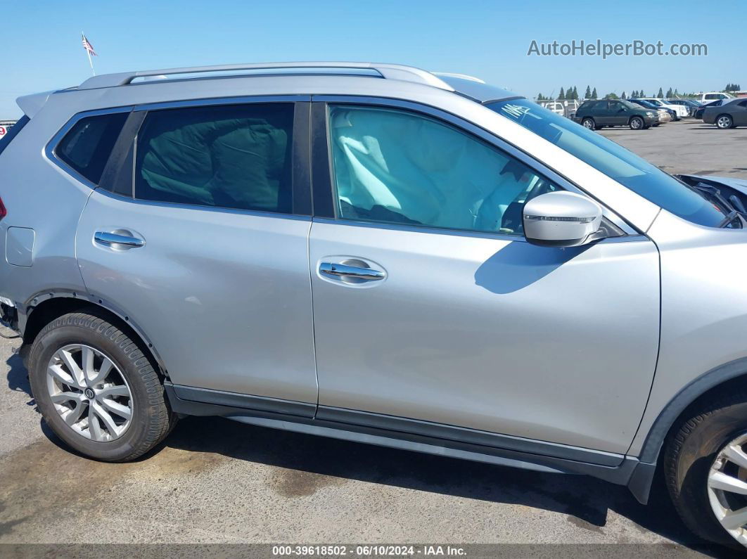 2018 Nissan Rogue Sv Silver vin: KNMAT2MV2JP569146