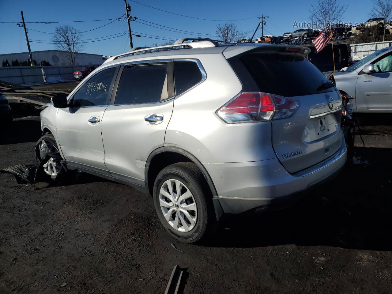 2016 Nissan Rogue S Silver vin: KNMAT2MV5GP702569