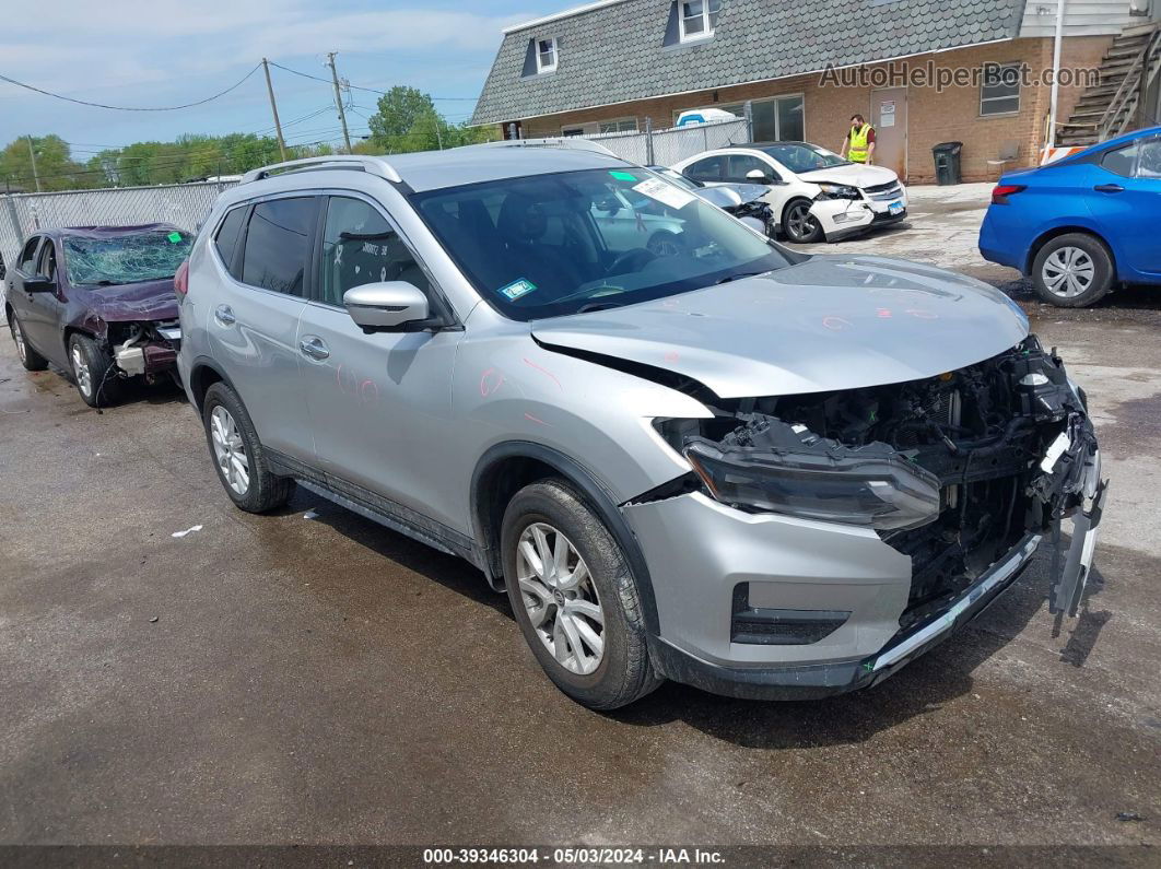 2018 Nissan Rogue Sv Silver vin: KNMAT2MV5JP616458