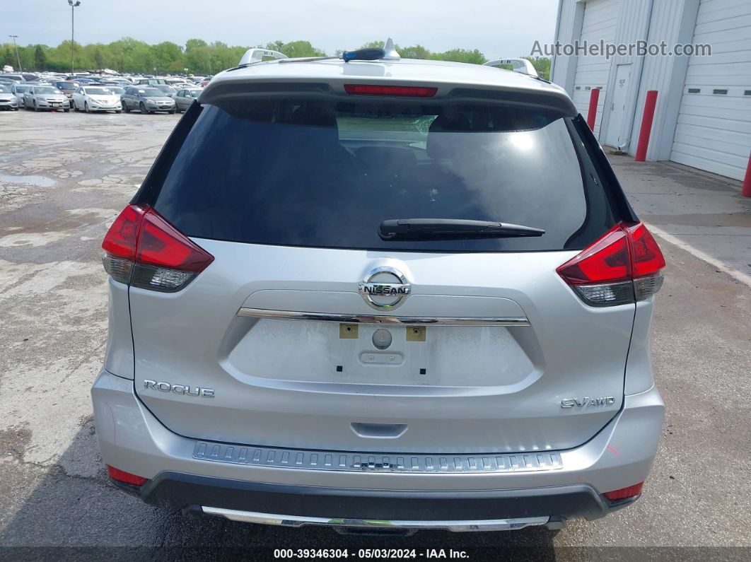 2018 Nissan Rogue Sv Silver vin: KNMAT2MV5JP616458