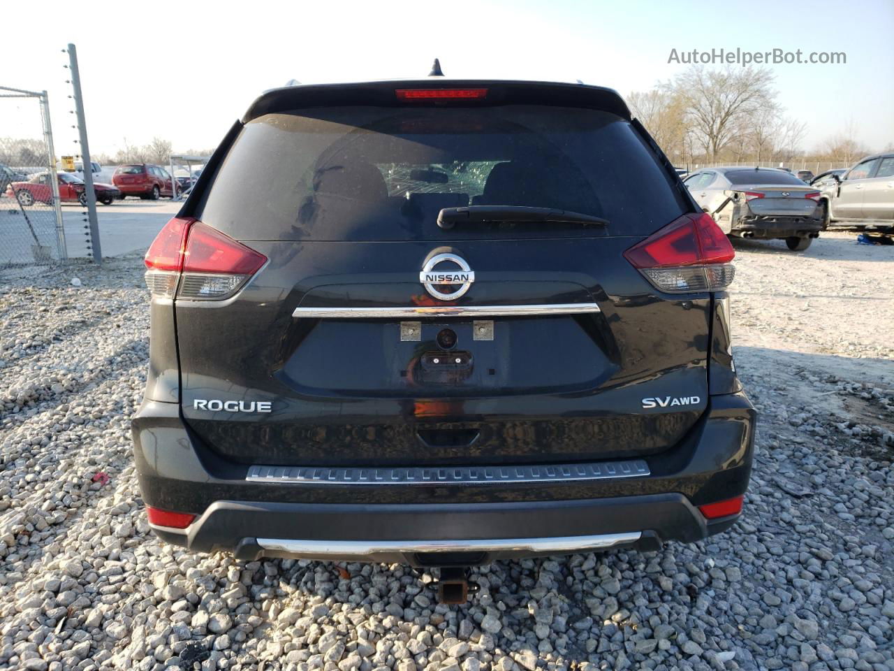 2018 Nissan Rogue S Черный vin: KNMAT2MV6JP526459