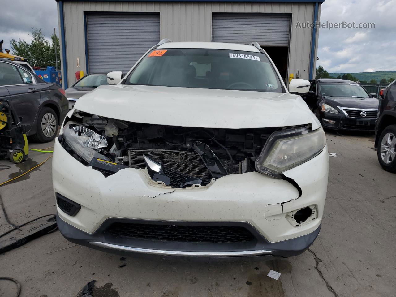 2016 Nissan Rogue S White vin: KNMAT2MV7GP643041