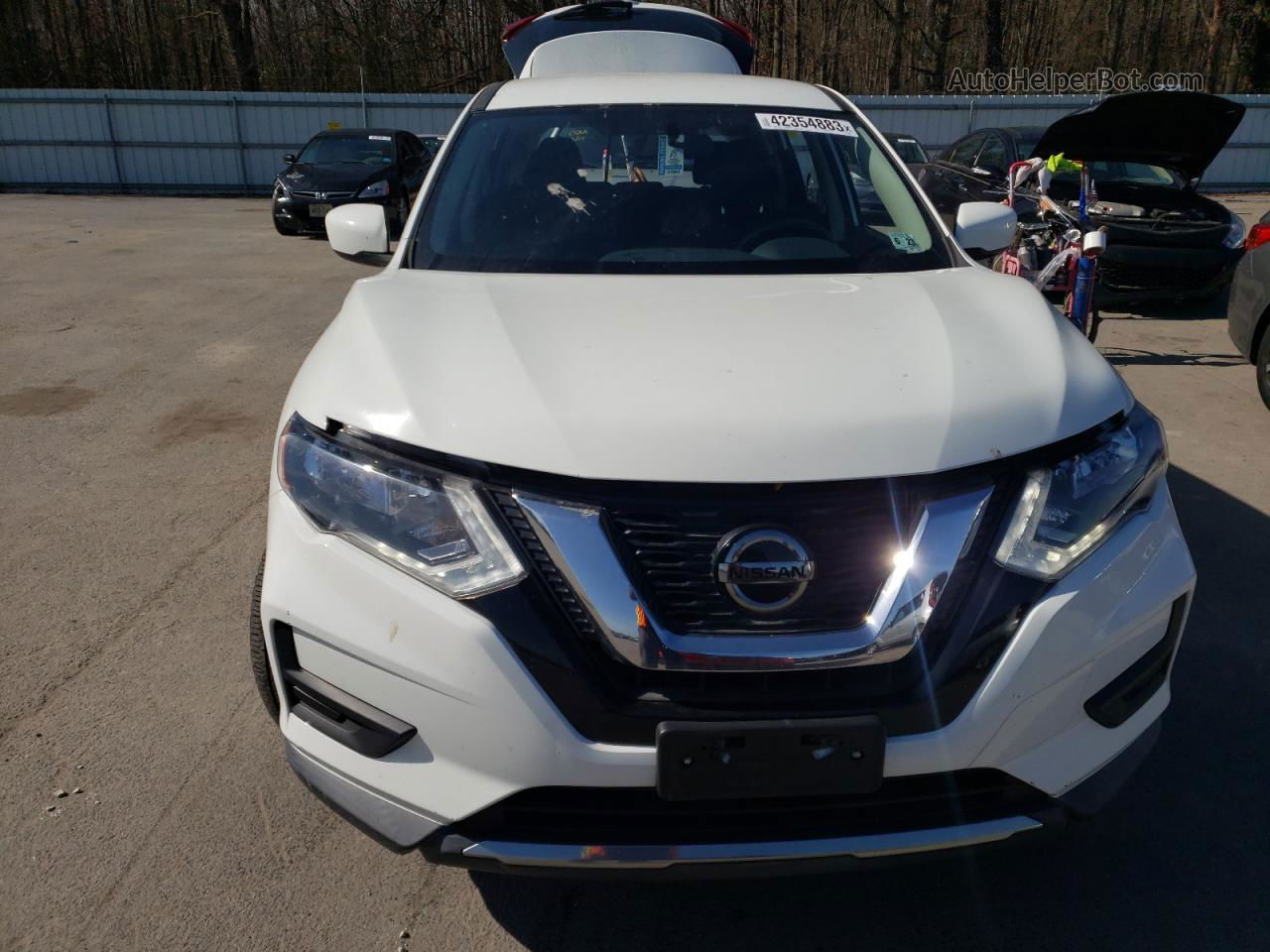 2018 Nissan Rogue S White vin: KNMAT2MV7JP567327