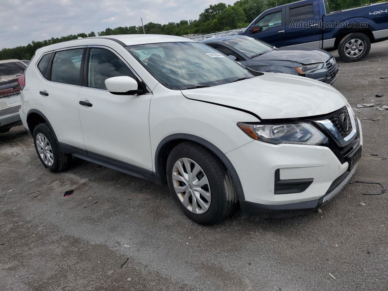 2018 Nissan Rogue S White vin: KNMAT2MVXJP554152