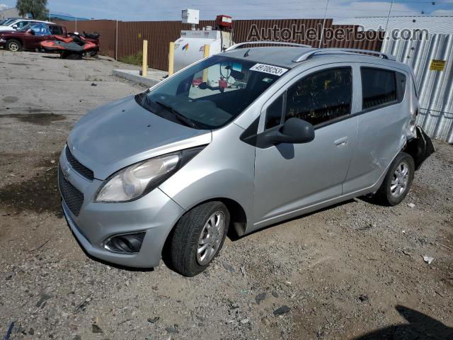 2017 Chevrolet Spark Silver vin: MA6CC6CDXHT049772