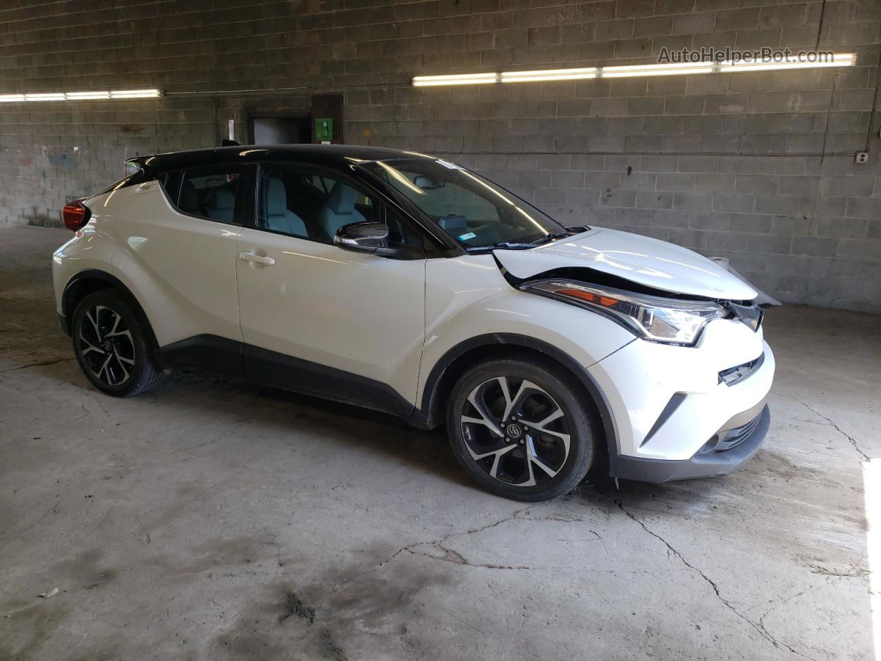 2019 Toyota C-hr Xle White vin: NMTKHMBX0KR100312