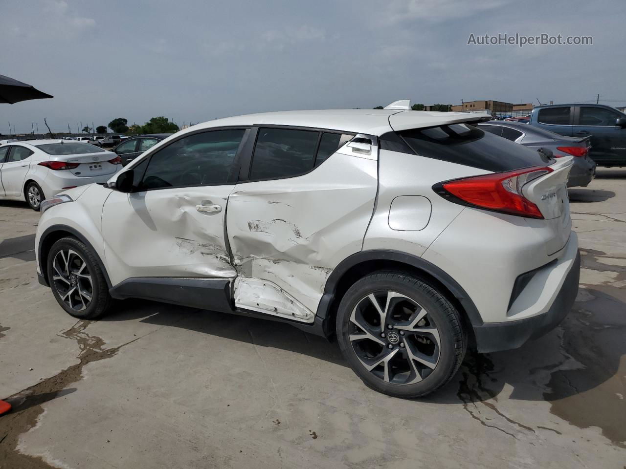 2019 Toyota C-hr Xle White vin: NMTKHMBX2KR090656