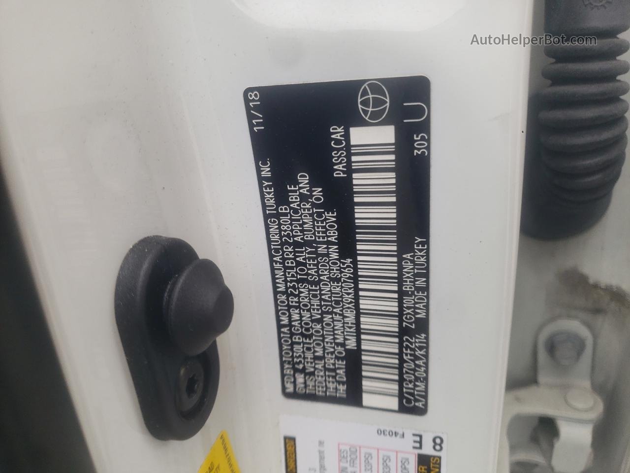 2019 Toyota C-hr Xle Белый vin: NMTKHMBX9KR079654