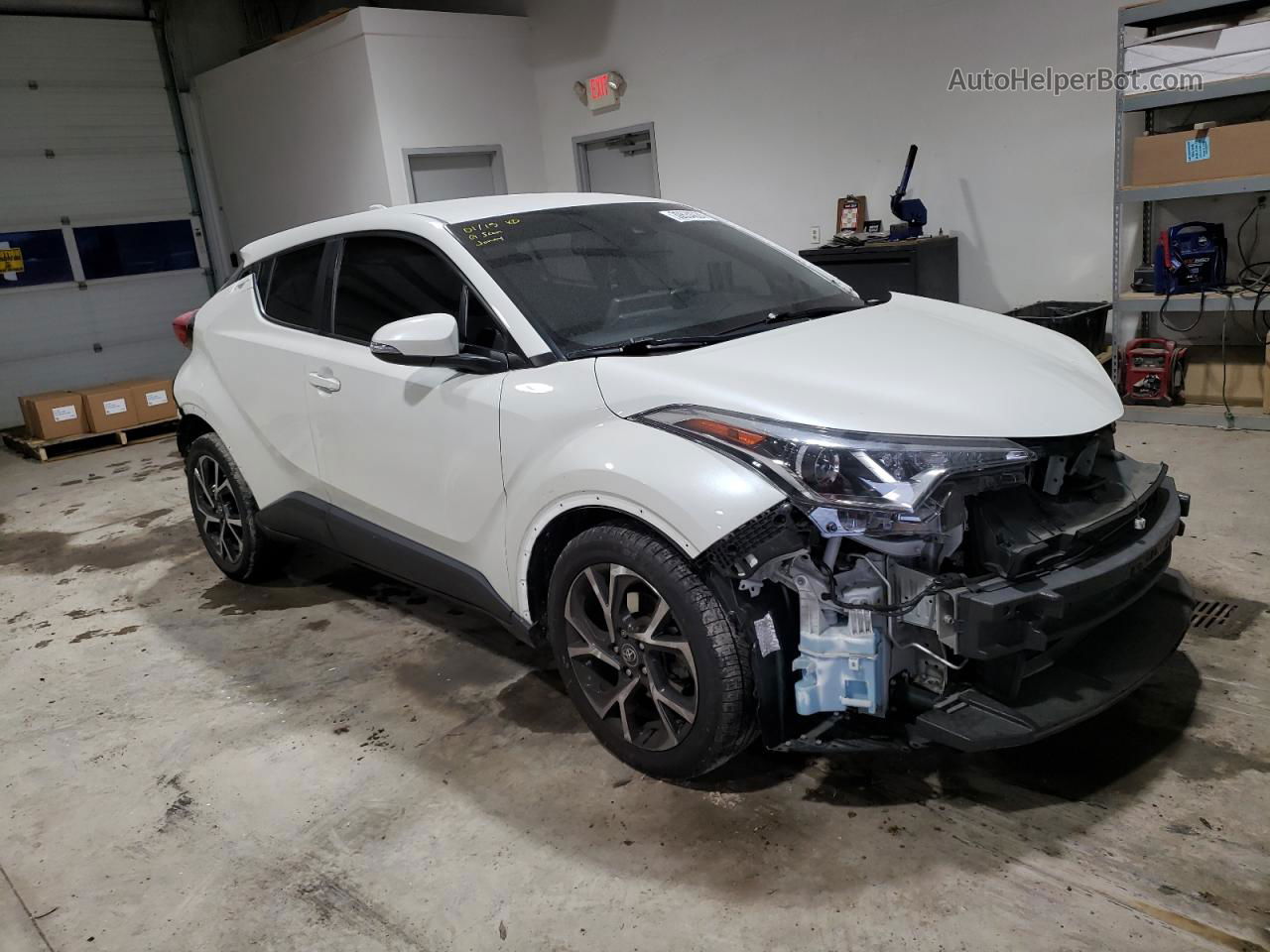 2019 Toyota C-hr Xle Белый vin: NMTKHMBX9KR085955