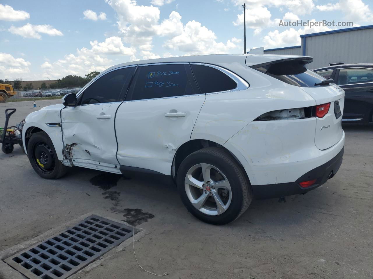 2019 Jaguar F-pace Premium White vin: SADCJ2FX3KA360181