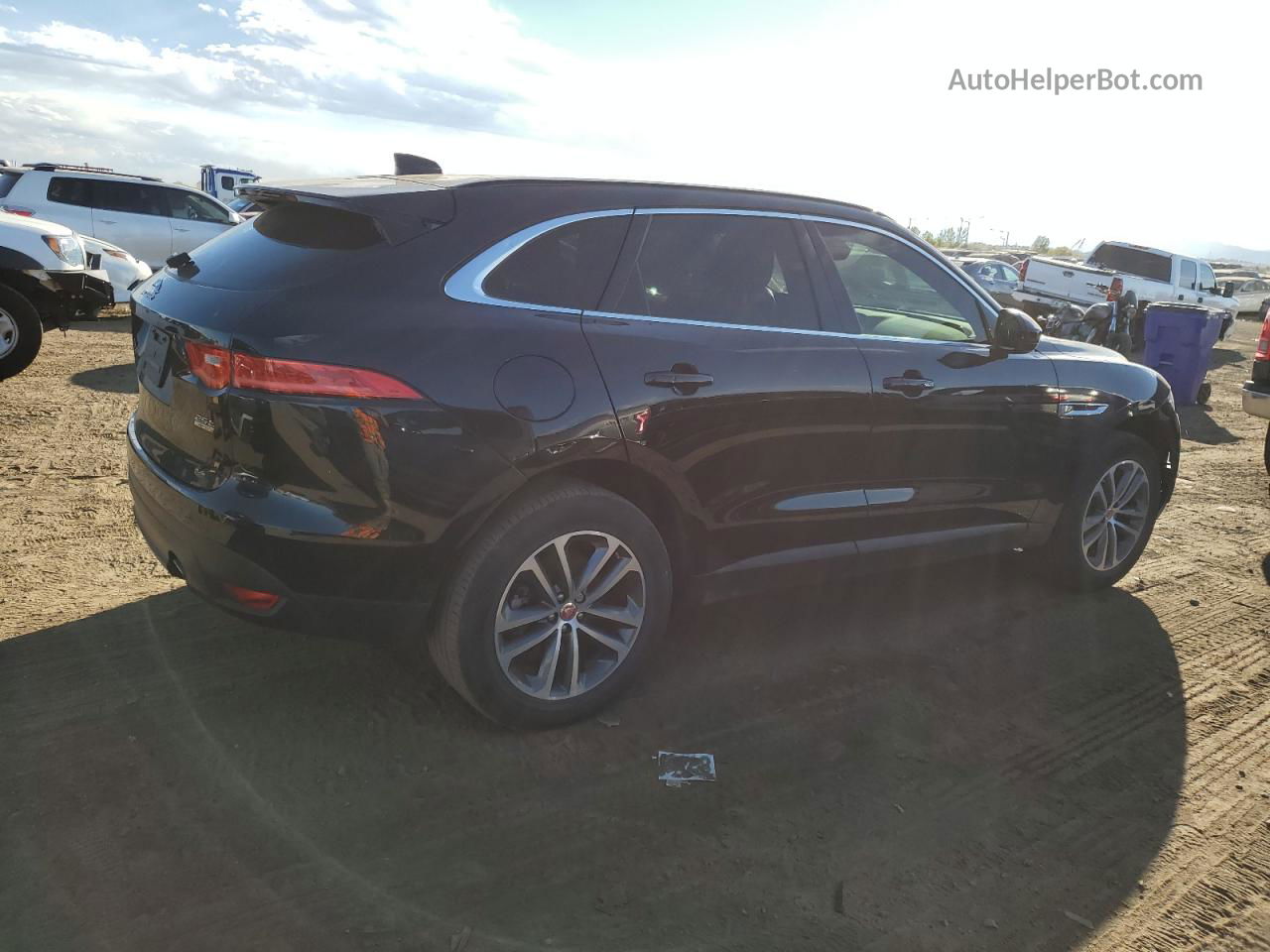 2020 Jaguar F-pace Premium Черный vin: SADCJ2FX3LA662975