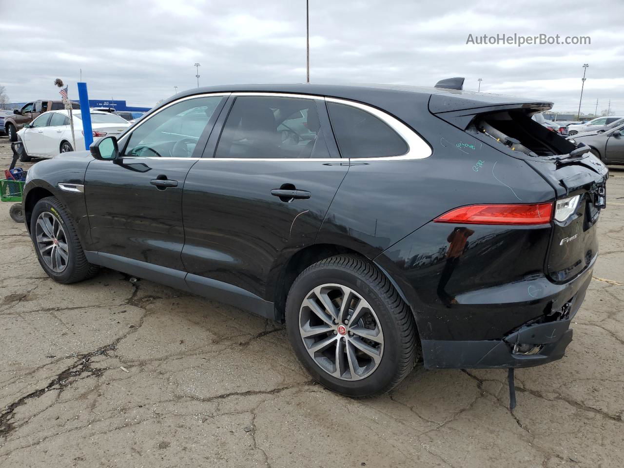 2019 Jaguar F-pace Premium Black vin: SADCJ2FX5KA616255