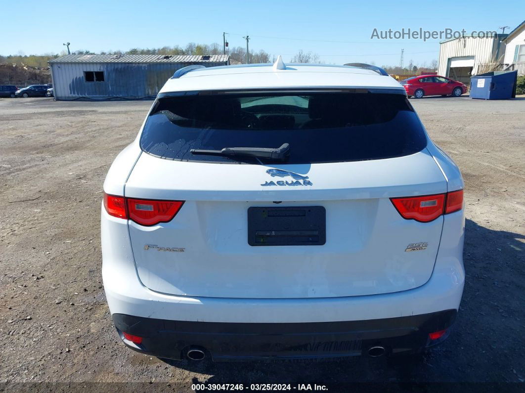 2019 Jaguar F-pace 25t Prestige White vin: SADCK2FX0KA609677