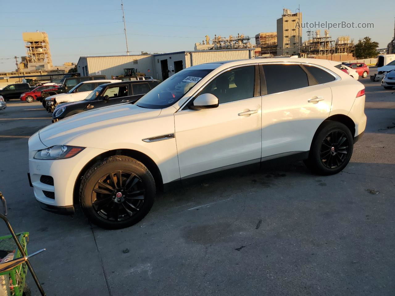 2019 Jaguar F-pace Prestige White vin: SADCK2GX2KA392700