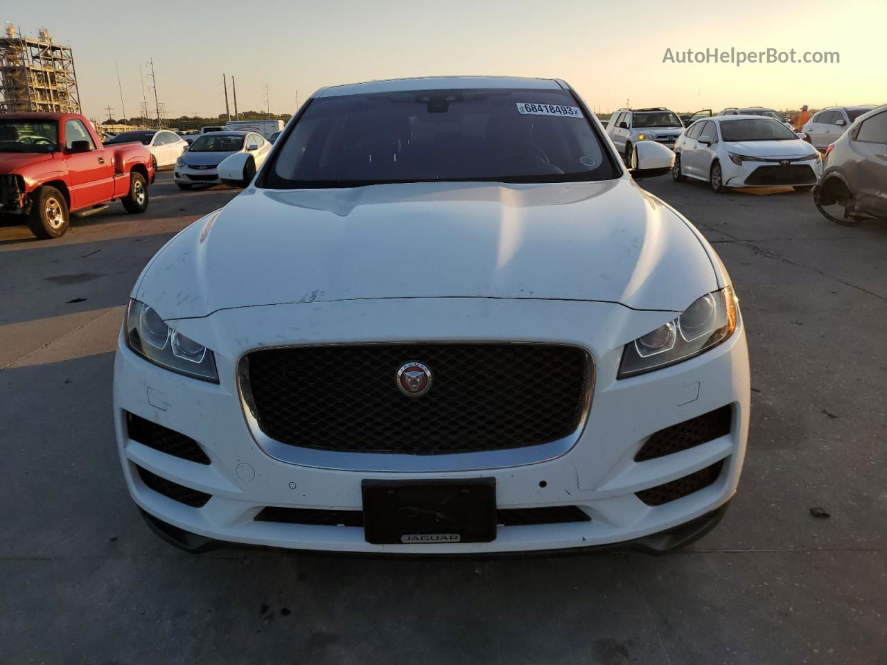 2019 Jaguar F-pace Prestige White vin: SADCK2GX2KA392700