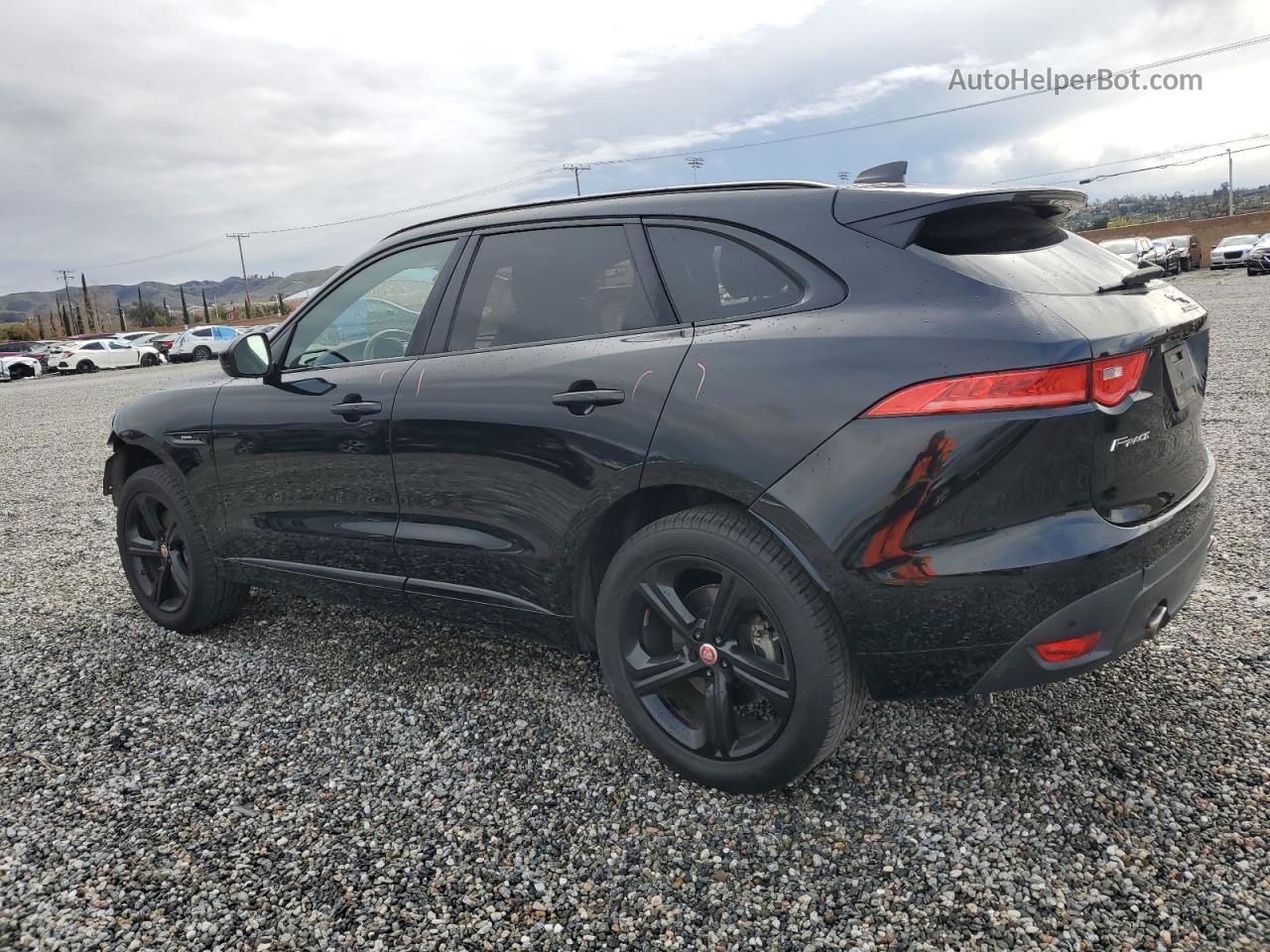 2019 Jaguar F-pace R - Sport Black vin: SADCL2GX4KA366774