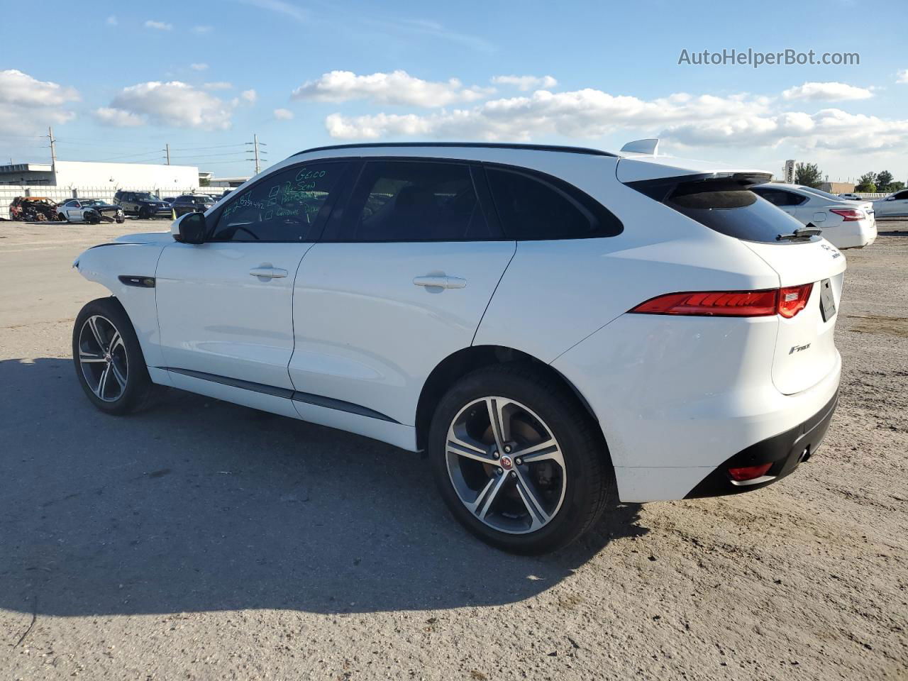 2019 Jaguar F-pace R - Sport White vin: SADCL2GXXKA359442