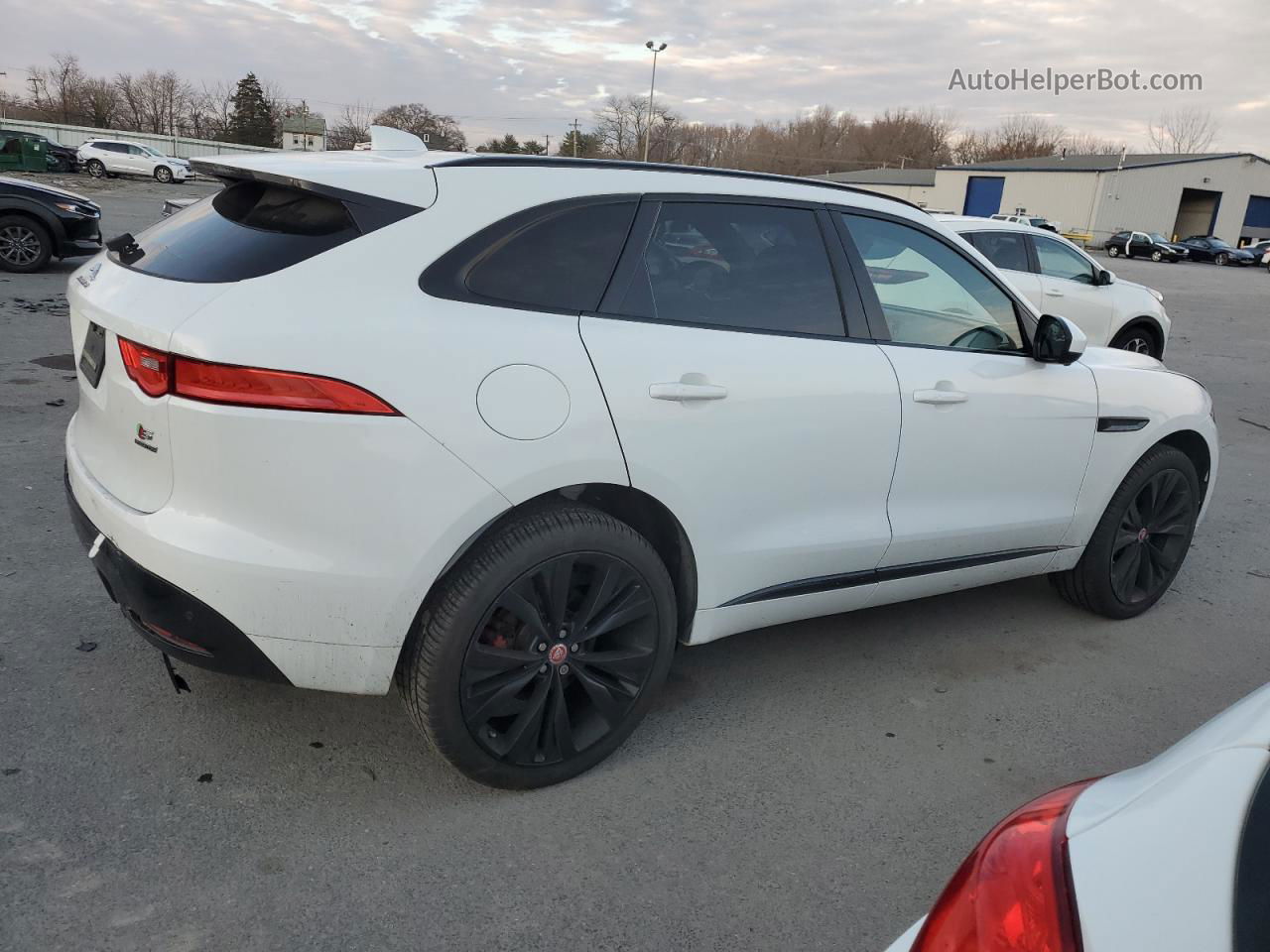 2019 Jaguar F-pace S White vin: SADCM2FV4KA352192