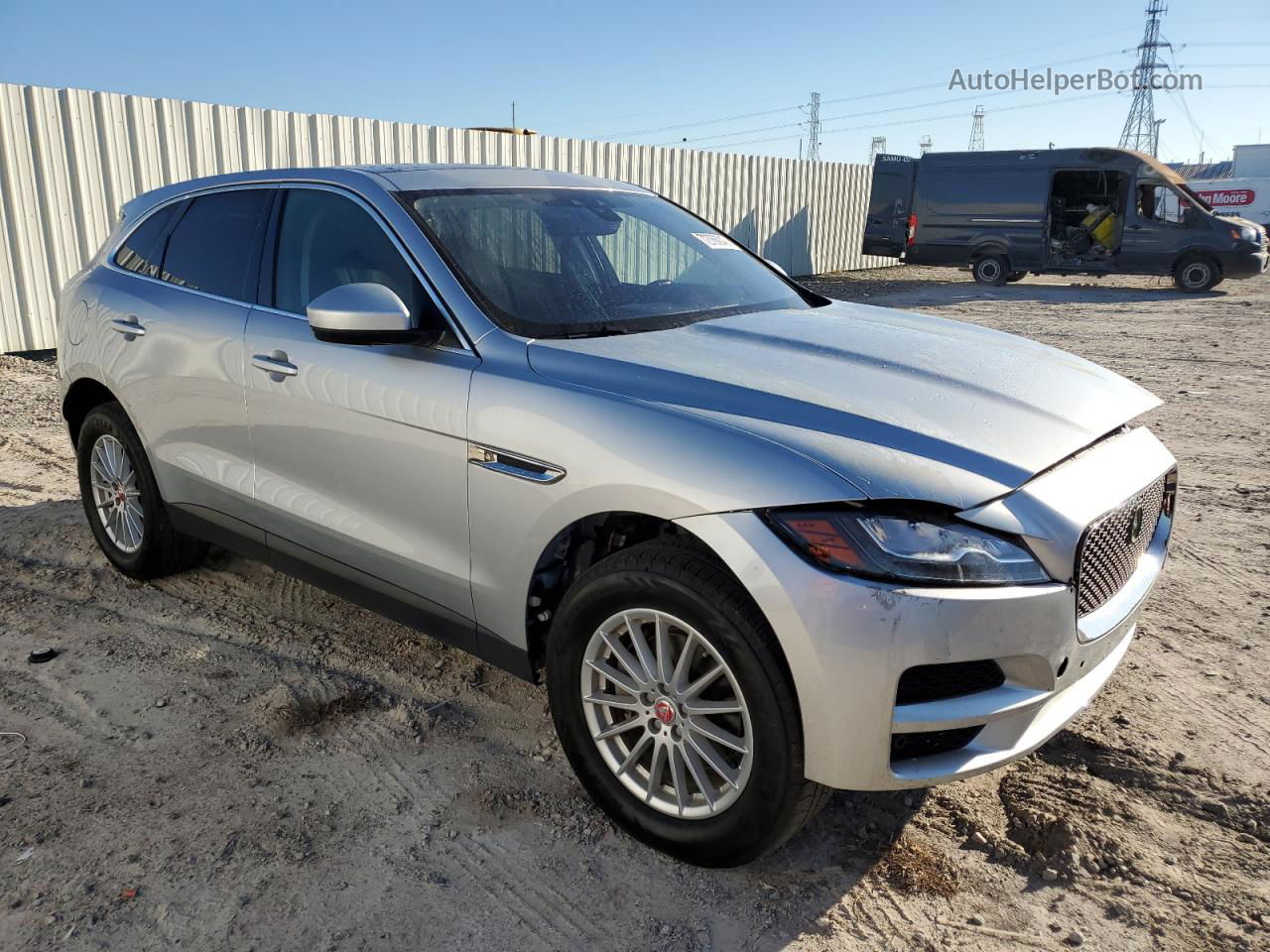 2019 Jaguar F-pace  Серебряный vin: SADCS2FX2KA391693