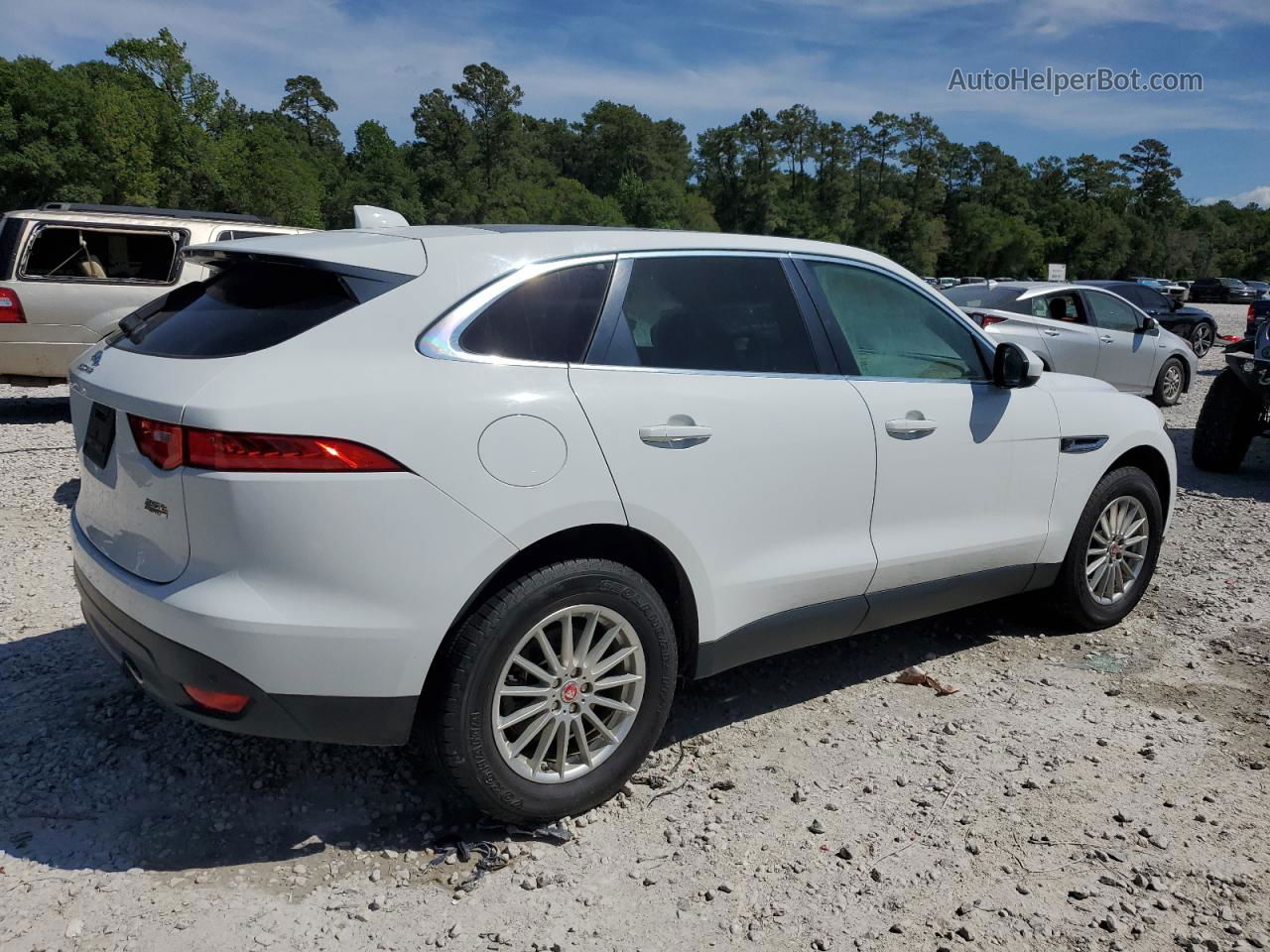 2019 Jaguar F-pace  White vin: SADCS2FX8KA392511