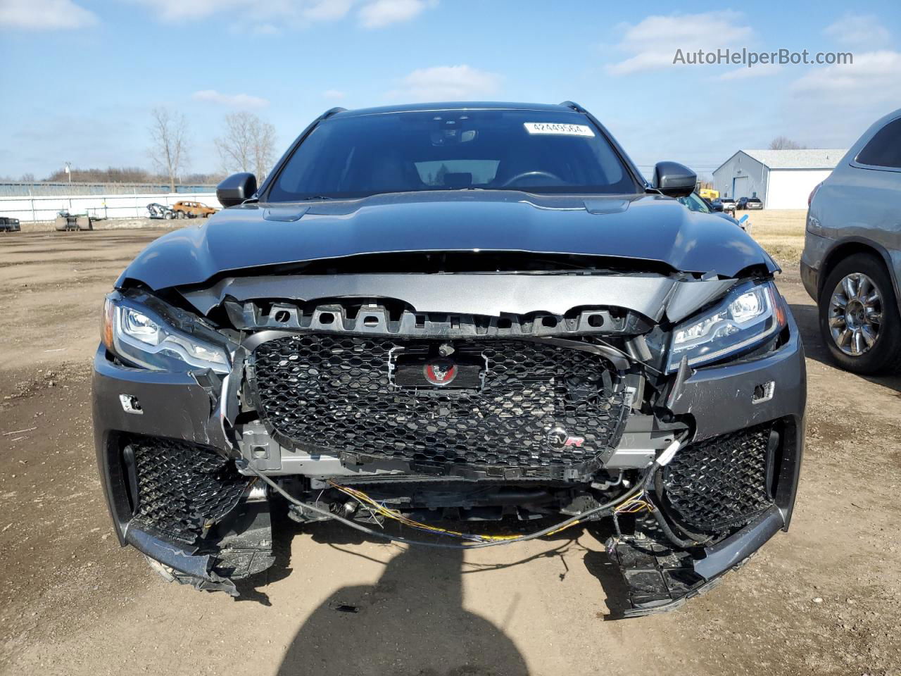 2019 Jaguar F-pace Svr Gray vin: SADCZ2EE2KA607649