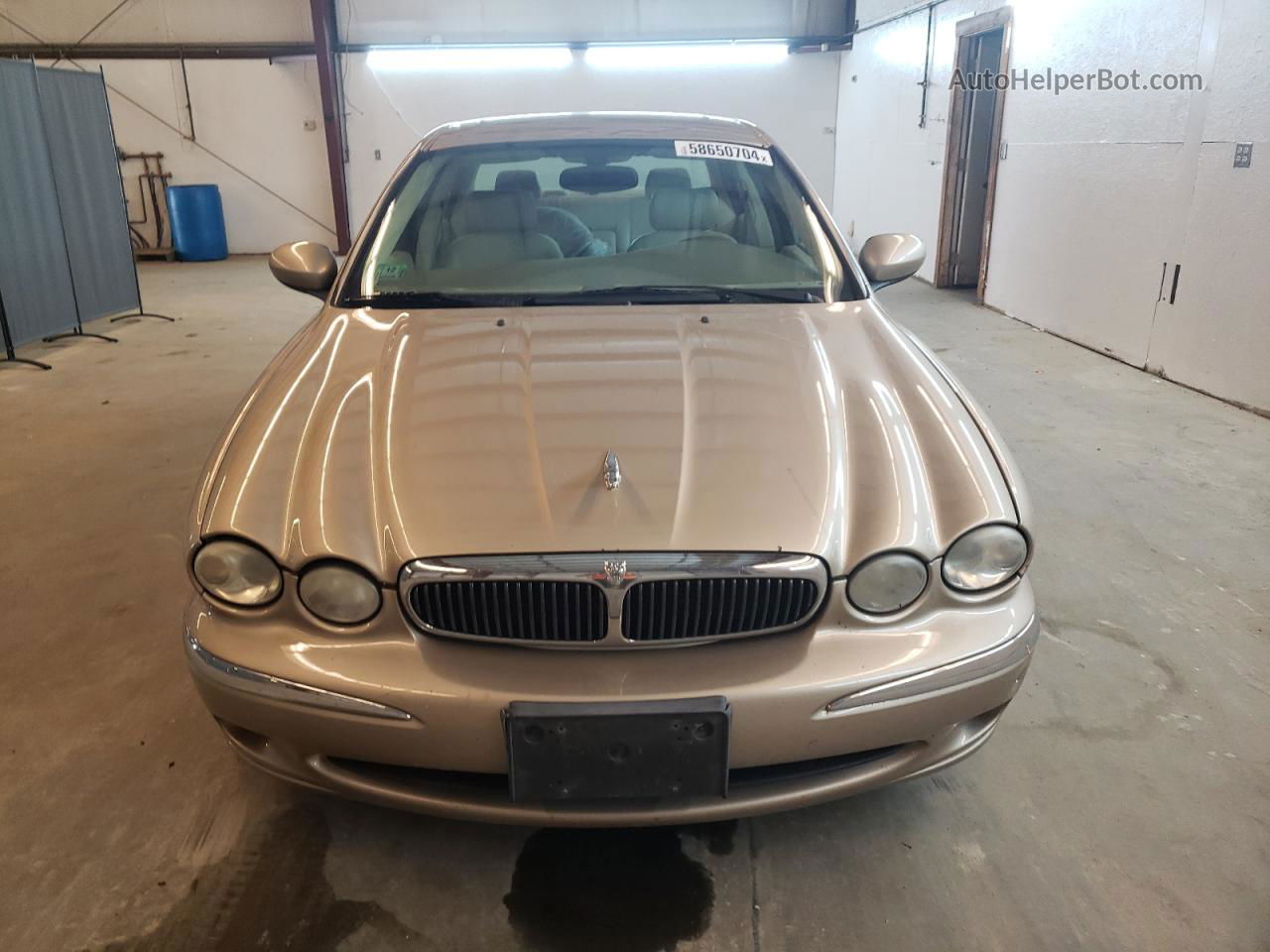 2003 Jaguar X-type 2.5 Gold vin: SAJEA51D93XD16532