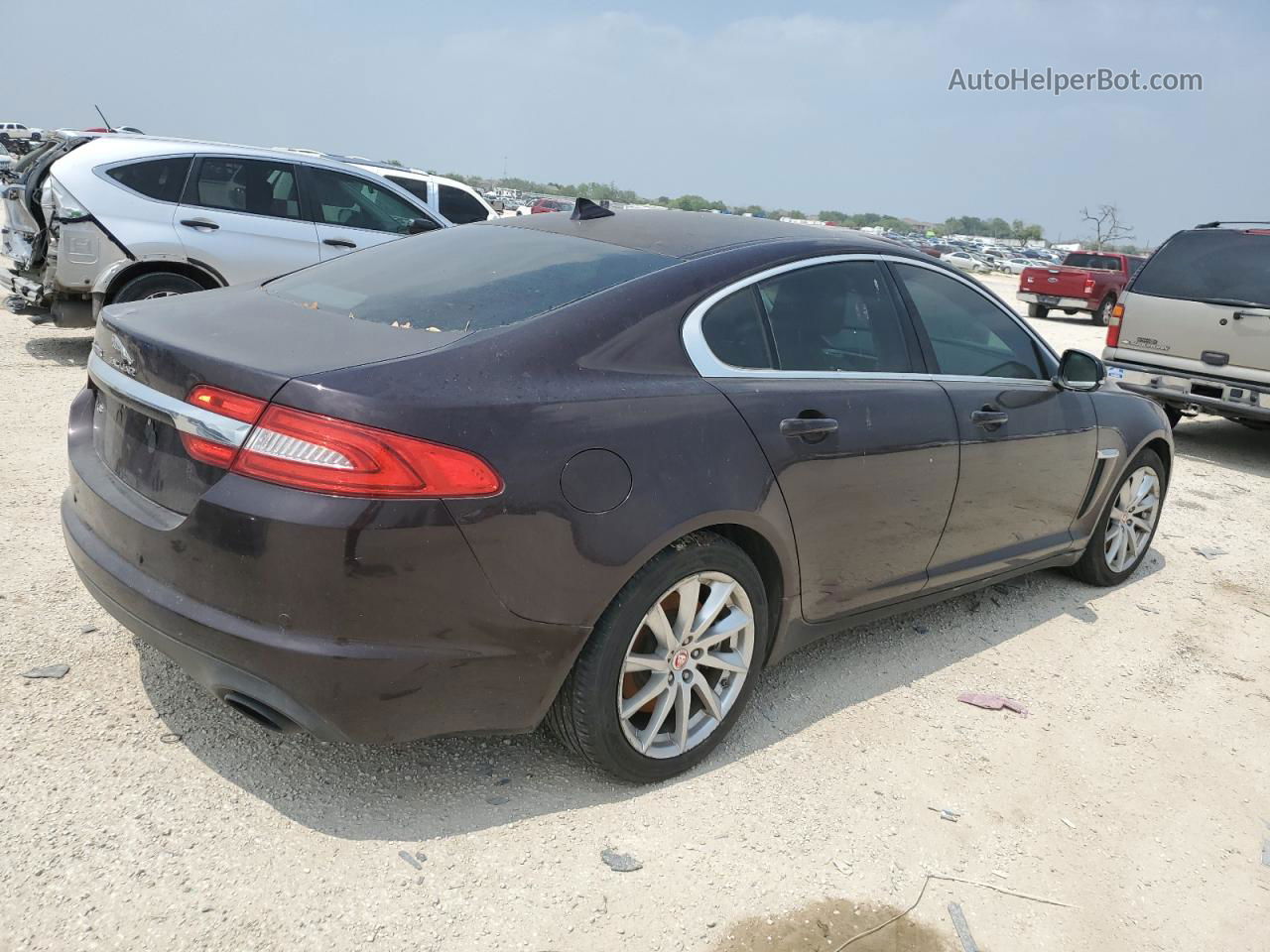 2015 Jaguar Xf 2.0t Premium Темно-бордовый vin: SAJWA0FS5FPU60577