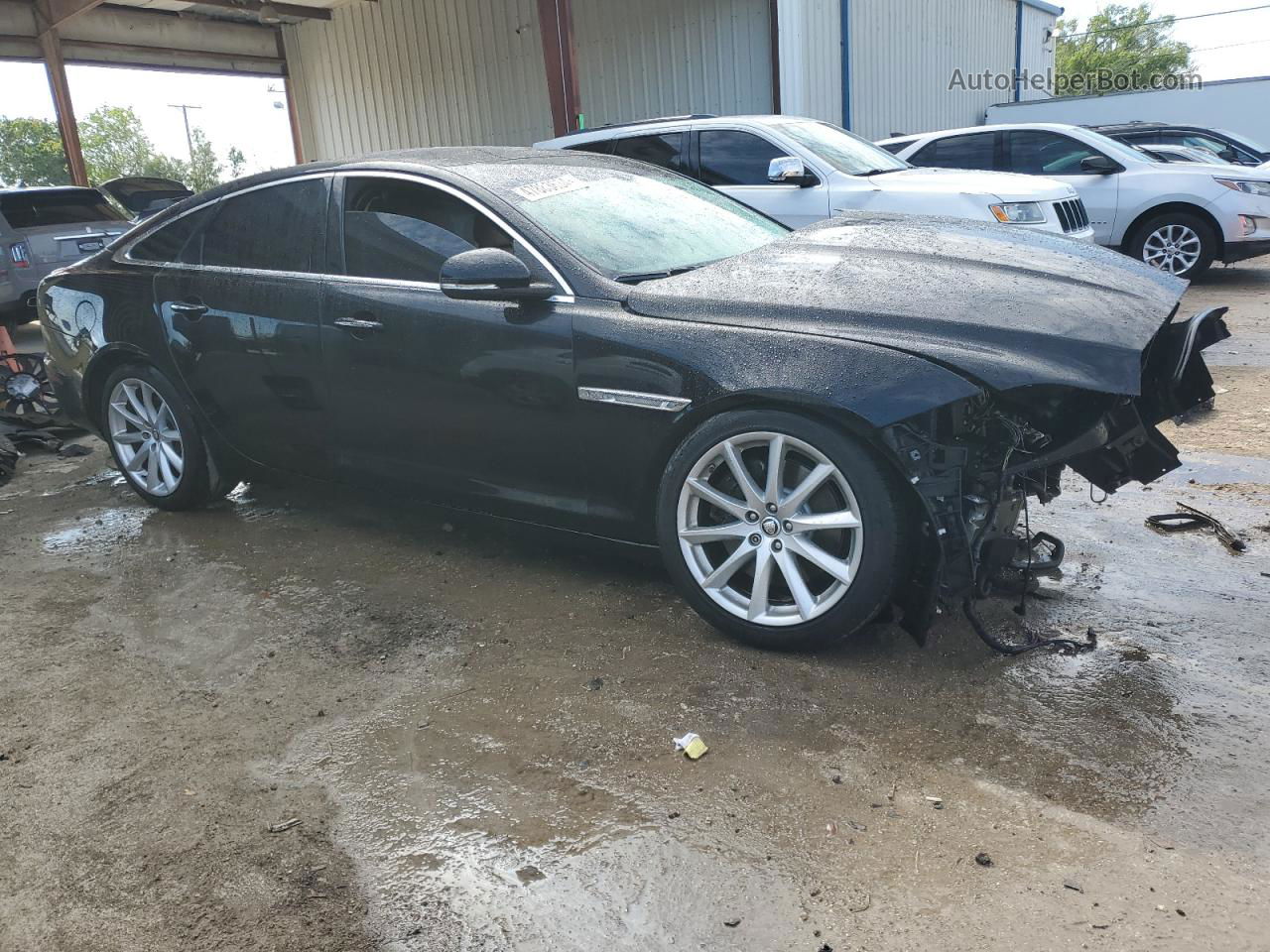 2013 Jaguar Xj  Black vin: SAJWA1C71D8V51200