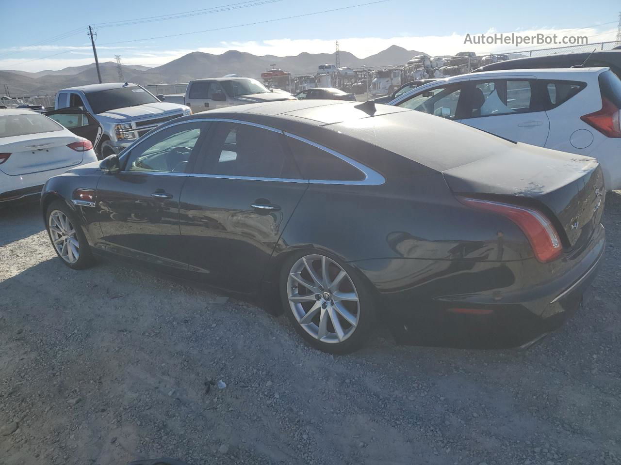 2013 Jaguar Xj  Black vin: SAJWA1C76D8V43044