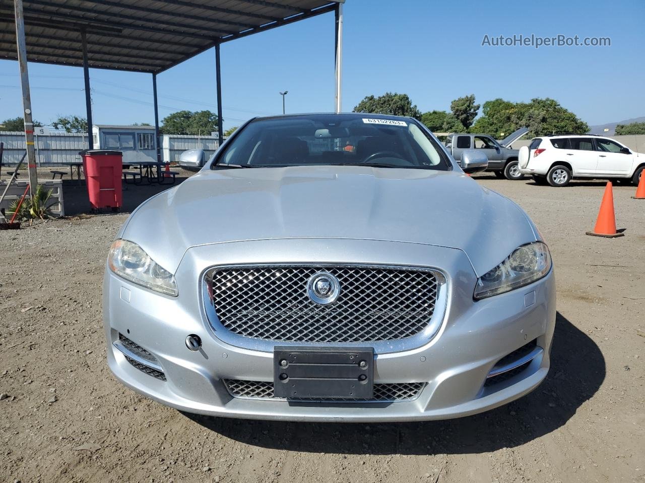 2013 Jaguar Xj  Серебряный vin: SAJWA1C78D8V56507